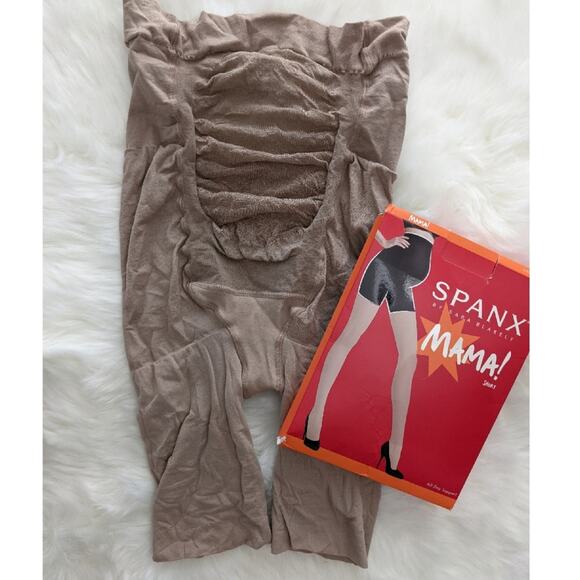 Spanx Mamma Shorts Sz B, Bare - Picture 1 of 5